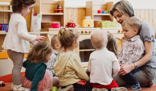 RMDSZ: bölcsődei személyzeti alkalmazásokról döntött a kormány